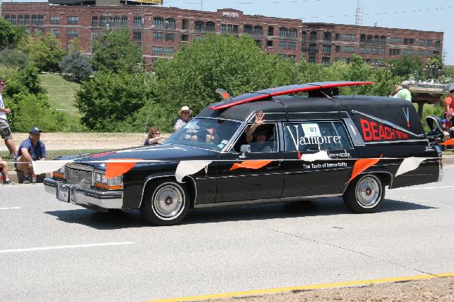 2006_ArtCar_3_Parade 344 
